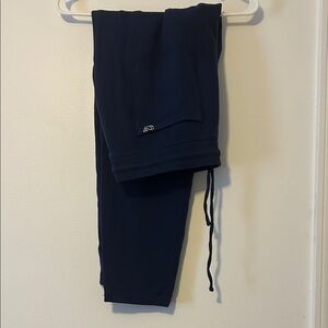 Vineyard Vines- Navy Blue Straight Leg Joggers, Size L